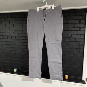 J.Crew men’s gray Chino pants, 35x32, straight fit with flex stretch